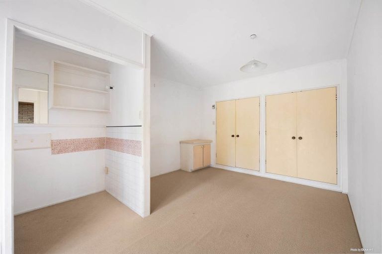 Photo of property in 434 Don Buck Road, Massey, Auckland, 0614