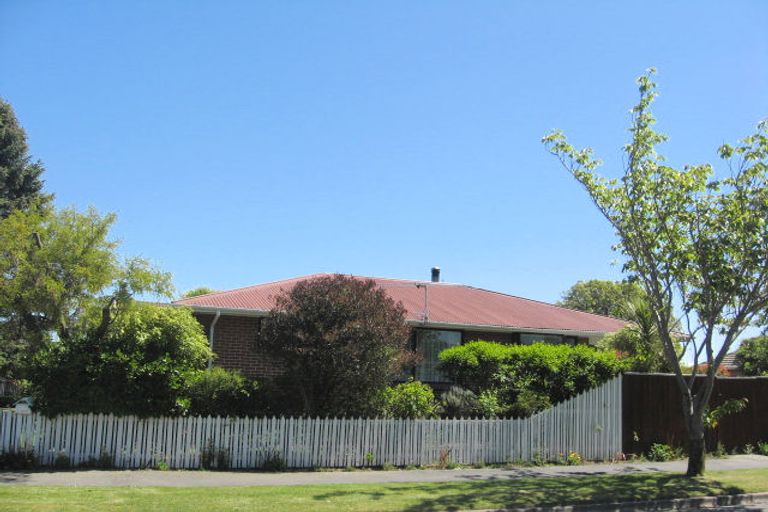 Photo of property in 1 Chedworth Avenue, Bishopdale, Christchurch, 8053