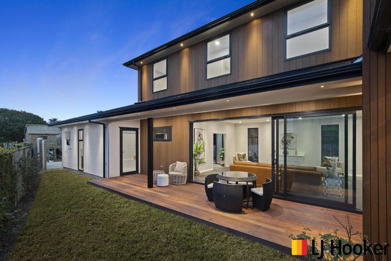 Photo of property in 18 Mareretu Avenue, Patumahoe, Pukekohe, 2679