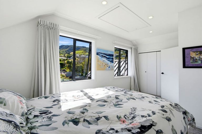Photo of property in 10 Winchester Street, Lyttelton, 8082