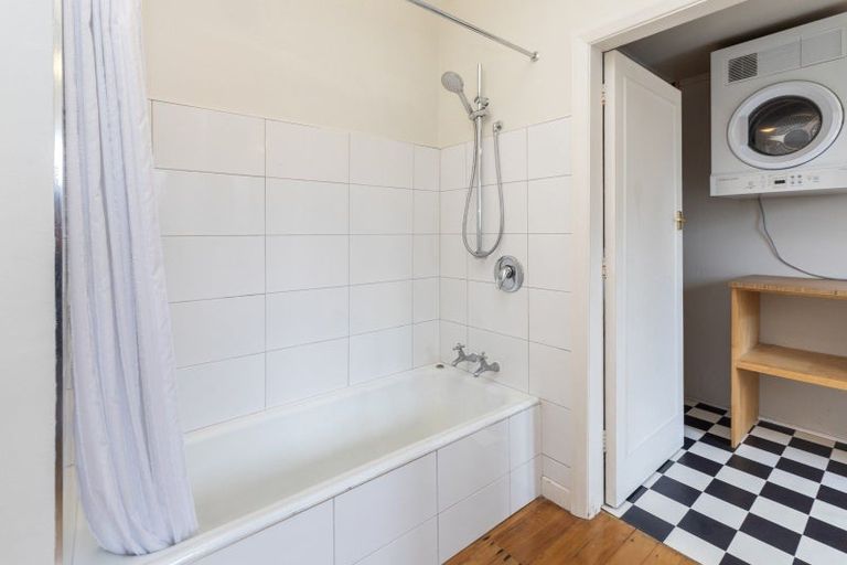Photo of property in 1/49 Ashgrove Terrace, Somerfield, Christchurch, 8024