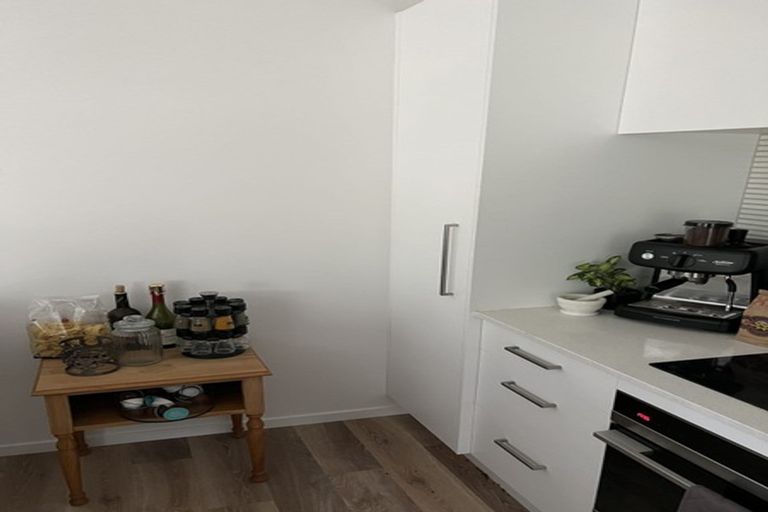 Photo of property in 11 Rongomau Lane, Raumati South, Paraparaumu, 5032