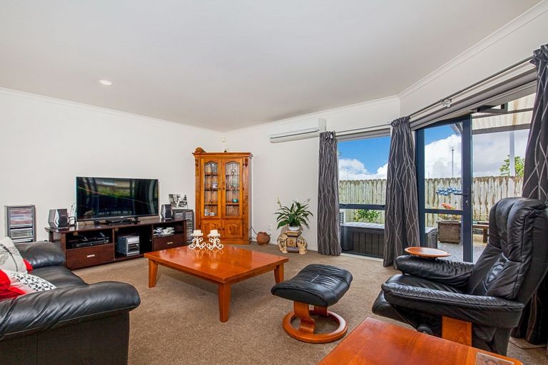 Photo of property in 11/72 Swanson Road, Henderson, Auckland, 0610