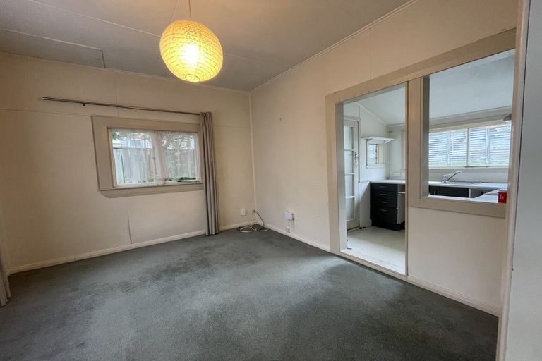 Photo of property in 1 Porritt Avenue, Mount Victoria, Wellington, 6011
