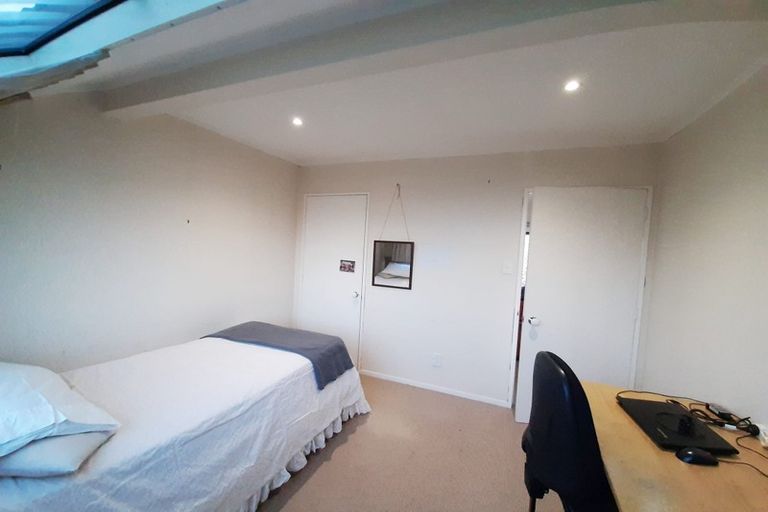 Photo of property in 90b Simmental Crescent, Somerville, Auckland, 2014