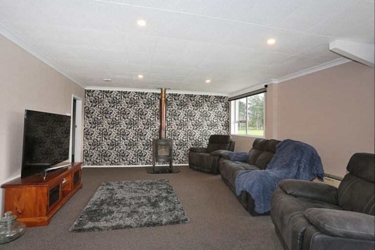 Photo of property in 33 Pomona Road West, Makarewa, Invercargill, 9876