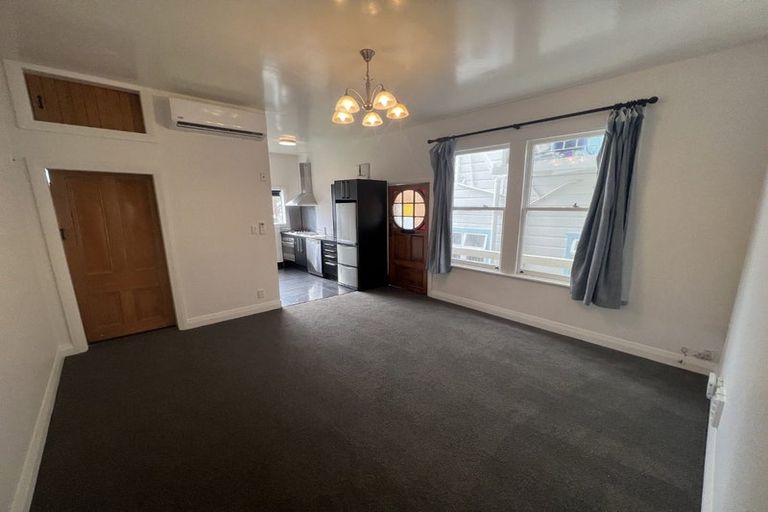 Photo of property in 63b Pirie Street, Mount Victoria, Wellington, 6011