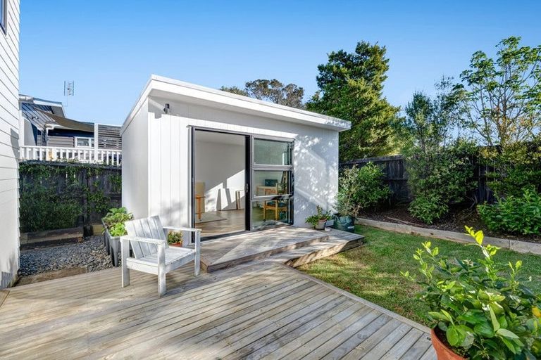 Photo of property in 4 Serene Place, Gulf Harbour, Whangaparaoa, 0930