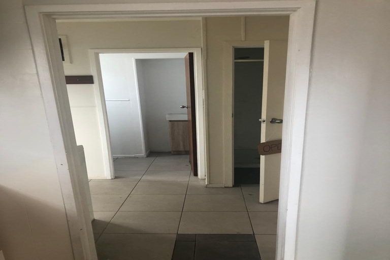 Photo of property in 16 Tironui Station Road East, Papakura, 2112