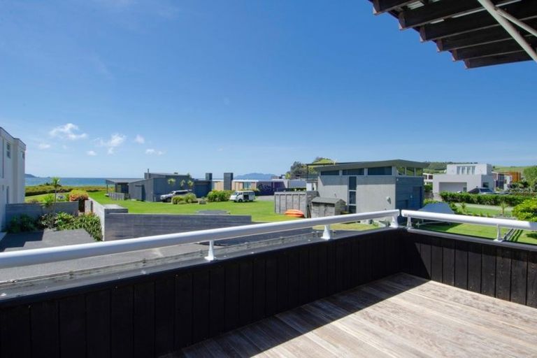 Photo of property in 17 Taumata Road, Omaha, Warkworth, 0986