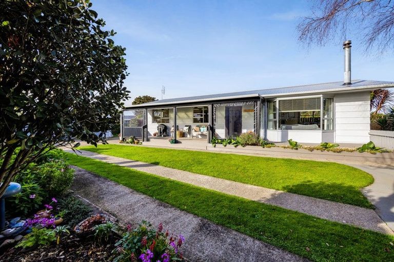 Photo of property in 11 Jade Place, Bell Block, New Plymouth, 4312