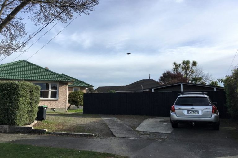 Photo of property in 23 Haslett Place, Upper Riccarton, Christchurch, 8041