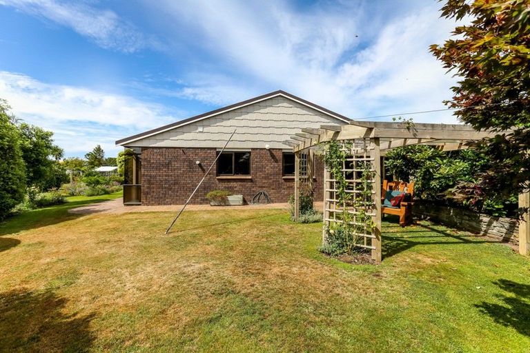 Photo of property in 73 Cressida Avenue, Stratford, 4332