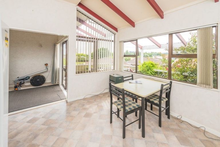 Photo of property in 5 Grey Street, College Estate, Whanganui, 4500