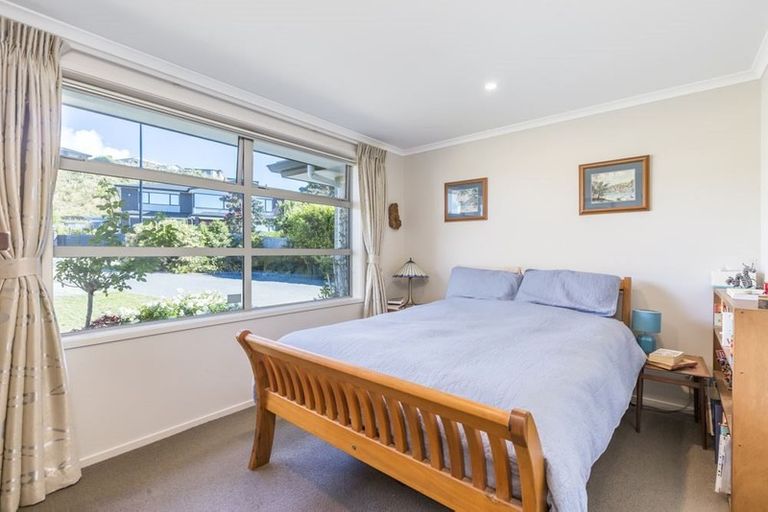 Photo of property in 16 Ruth Craig Place, Stanmore Bay, Whangaparaoa, 0932
