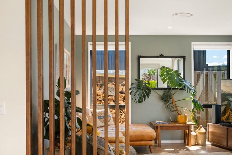 Photo of property in 24 Obelisk Street, Wanaka, 9305