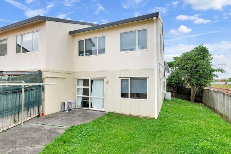 Photo of property in 53 Pooks Road, Ranui, Auckland, 0612