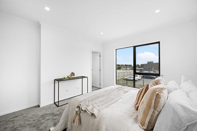 Photo of property in 5 Overton Street, Rototuna North, 3210