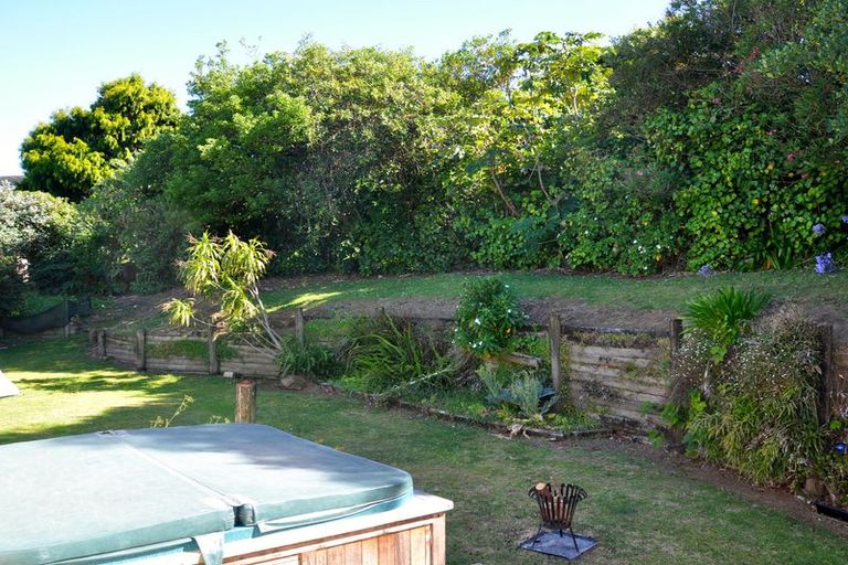 Photo of property in 8a Jenkinson Street, Waihi Beach, 3611