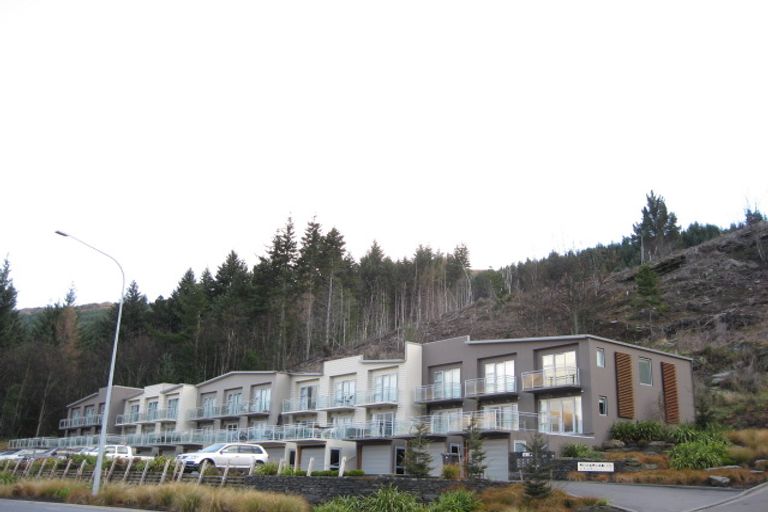 Photo of property in Remarkables Apartments, 7/658 Frankton Road, Queenstown, 9300