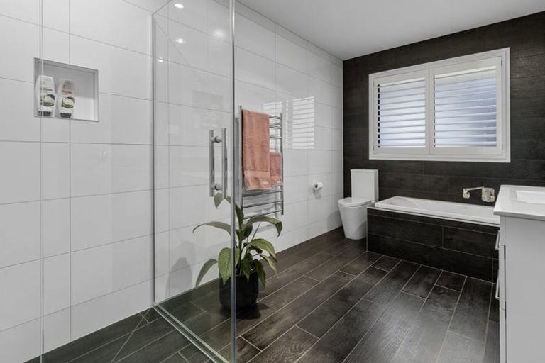 Photo of property in 78 Ranginui Road, Welcome Bay, Tauranga, 3175