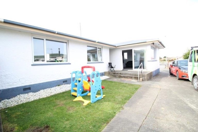 Photo of property in 99 Conway Crescent, Glengarry, Invercargill, 9810