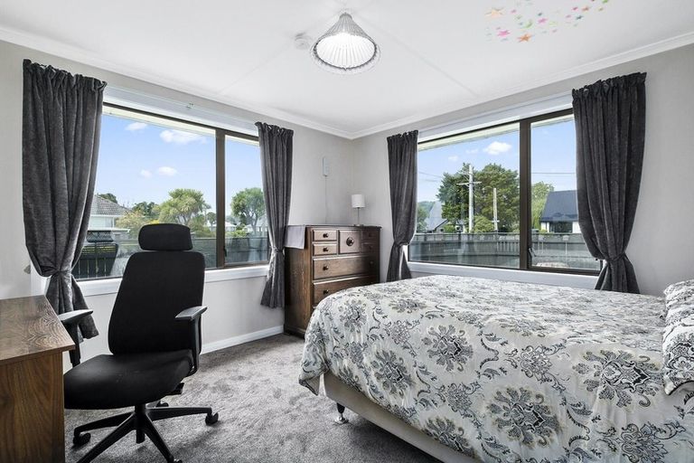 Photo of property in 6 Doon Street, Mosgiel, 9024