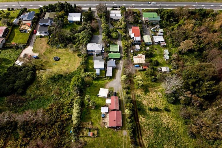 Photo of property in 192 Main Road South, Raumati South, Paraparaumu, 5032
