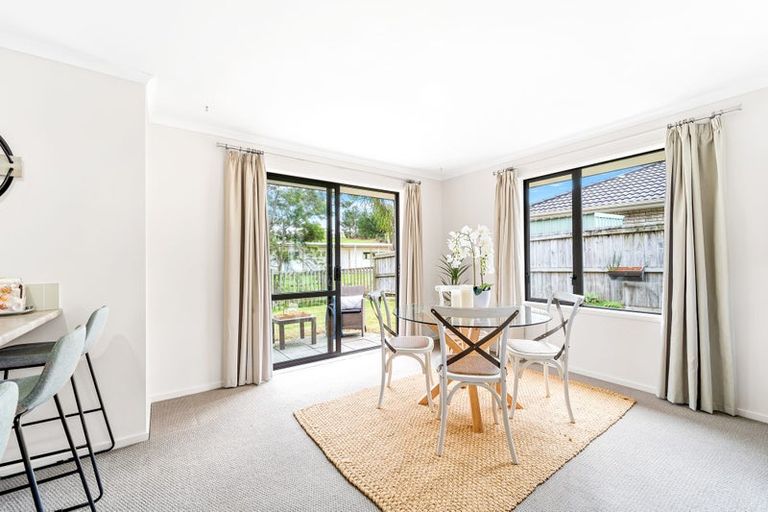 Photo of property in 21h Bonita Avenue, Stanmore Bay, Whangaparaoa, 0932