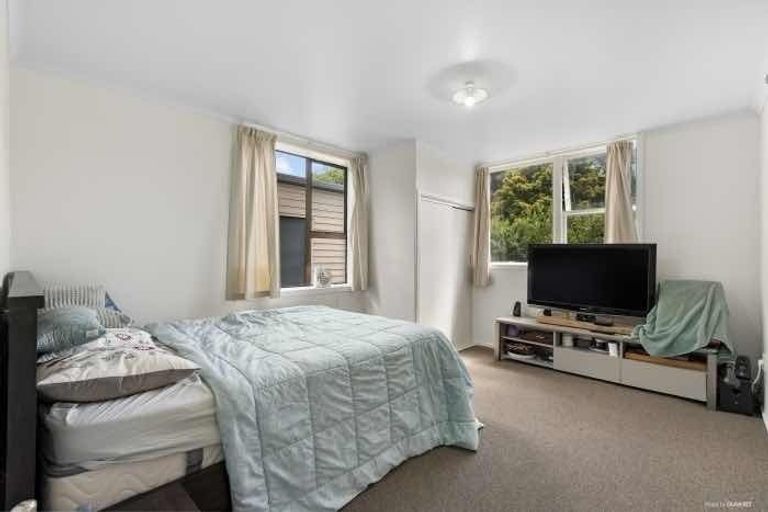 Photo of property in 82b Woodglen Road, Glen Eden, Auckland, 0602