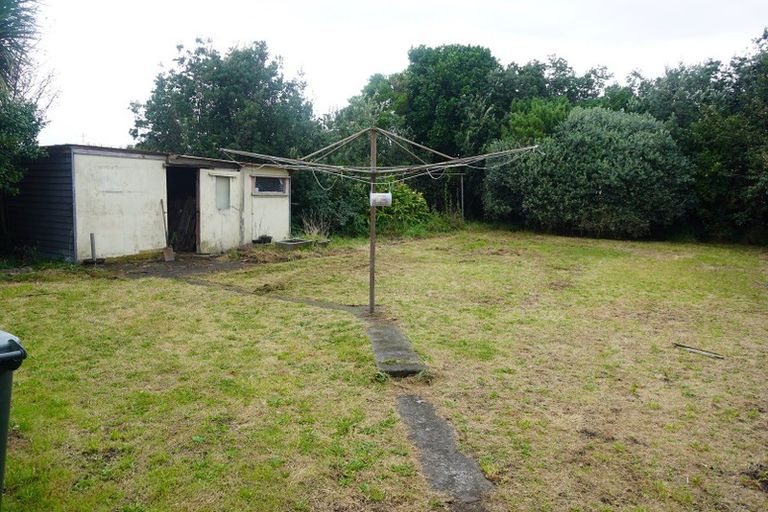 Photo of property in 24 Riemenschneider Street, Manaia, 4612