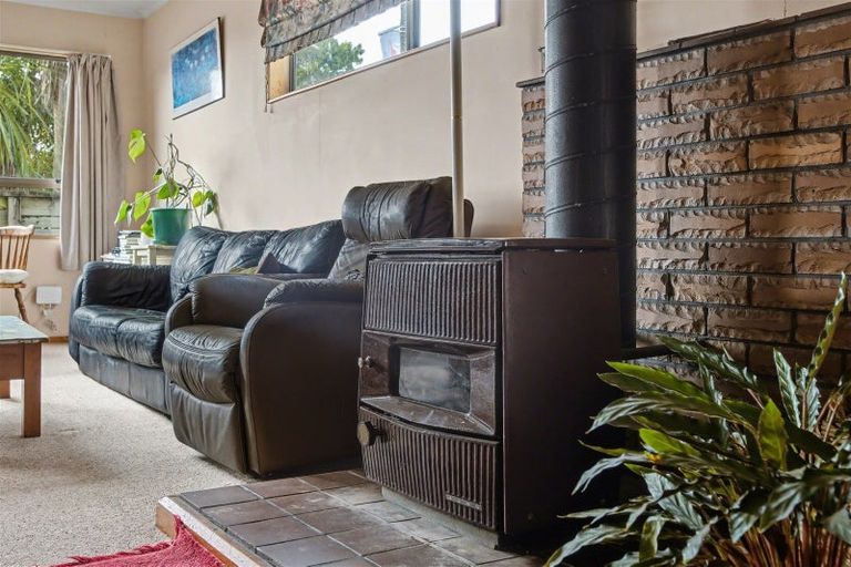 Photo of property in 298 Palmerston Street, Westport, 7825