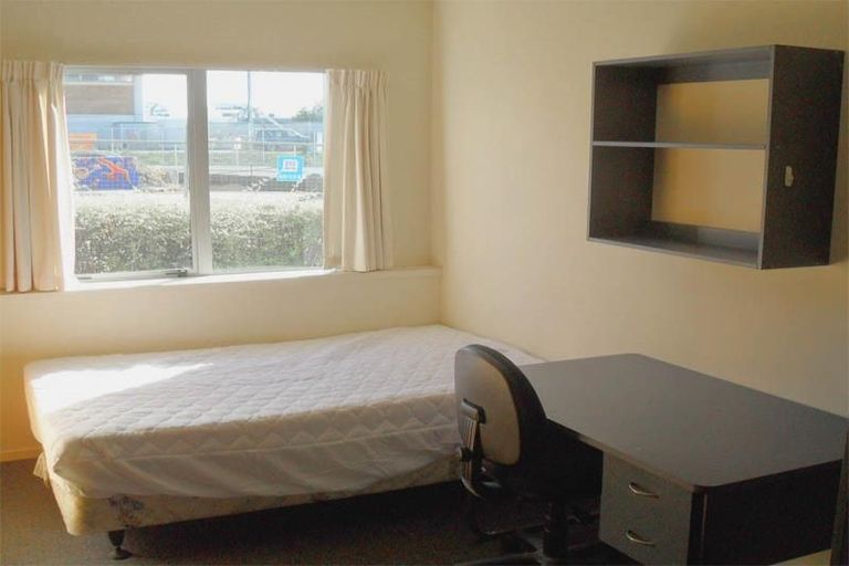 Photo of property in Basin Reserve Complex, 47/4 Sussex Street, Mount Cook, Wellington, 6021