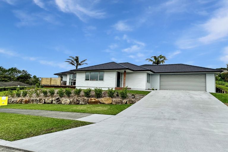 Photo of property in 20 Spinnaker Point, Haruru, 0204