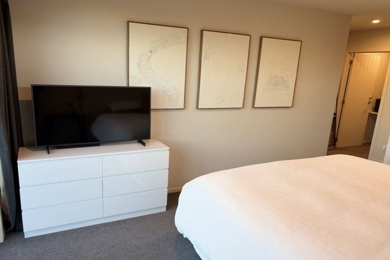 Photo of property in 427 Carrington Street, Upper Vogeltown, New Plymouth, 4310