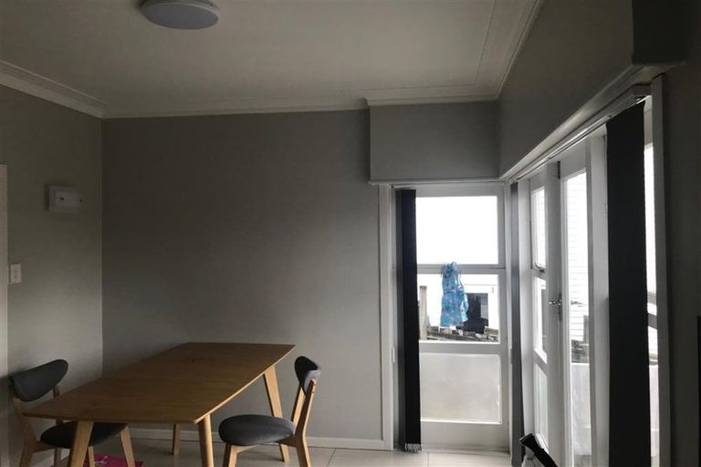 Photo of property in 28 Howe Street, Howick, Auckland, 2014