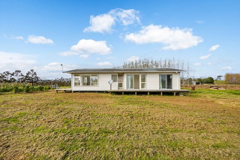 Photo of property in 63 Nukuroa Road, Oruawharo, Wellsford, 0975