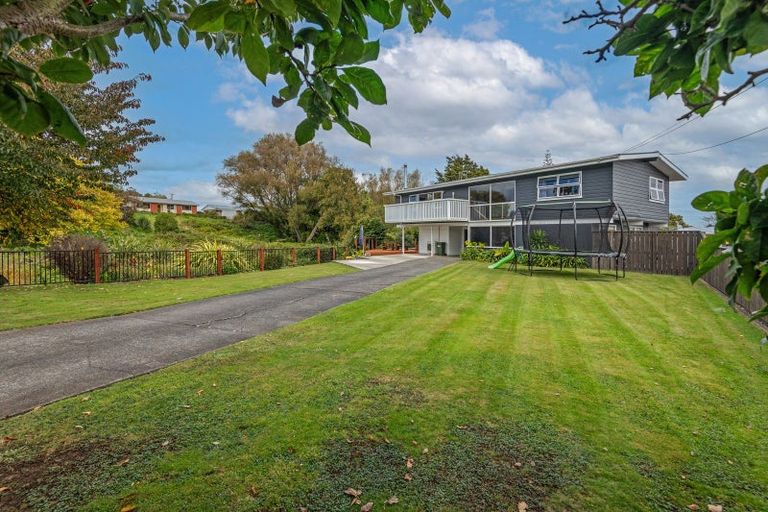 Photo of property in 28 Hammond Street, Marton, 4710