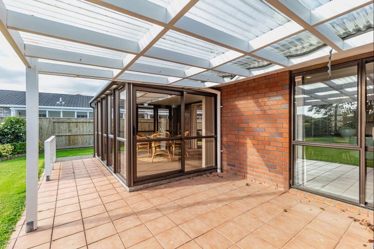 Photo of property in 14 Easton Way, Levin, 5510