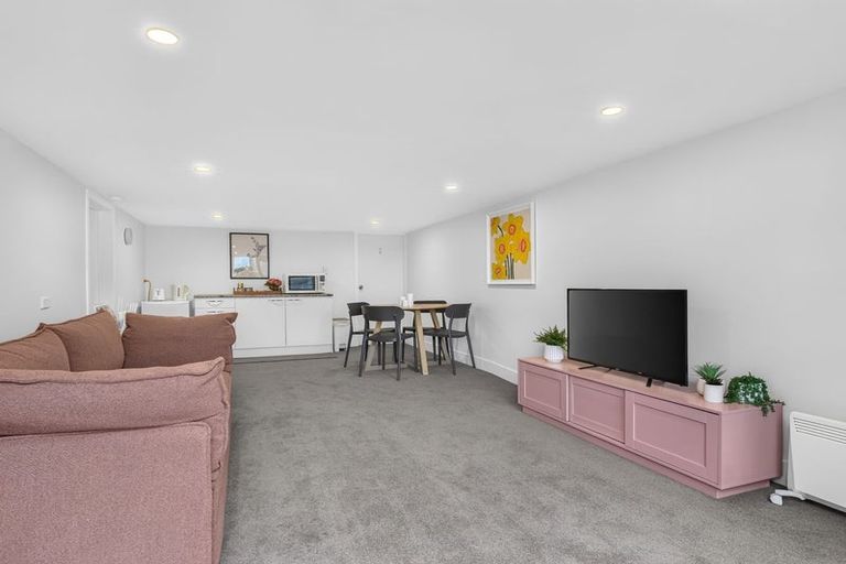 Photo of property in 99 Gillies Avenue, Taupo, 3330