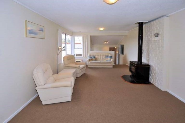 Photo of property in 53 Stredwick Drive, Torbay, Auckland, 0630