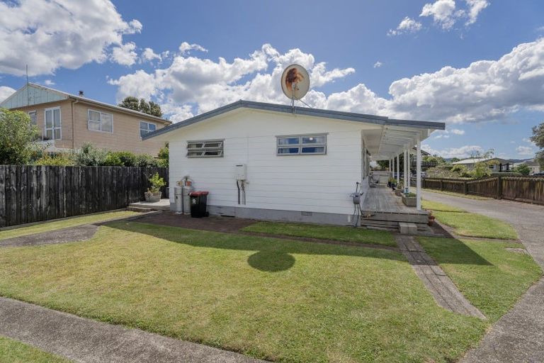 Photo of property in 98 Catherine Crescent, Whitianga, 3510