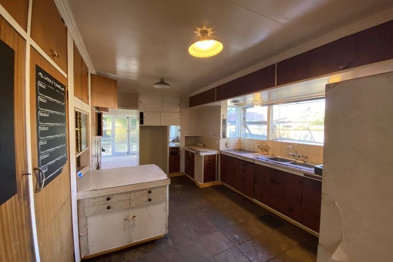 Photo of property in 115 Ferguson Street, West End, Palmerston North, 4412