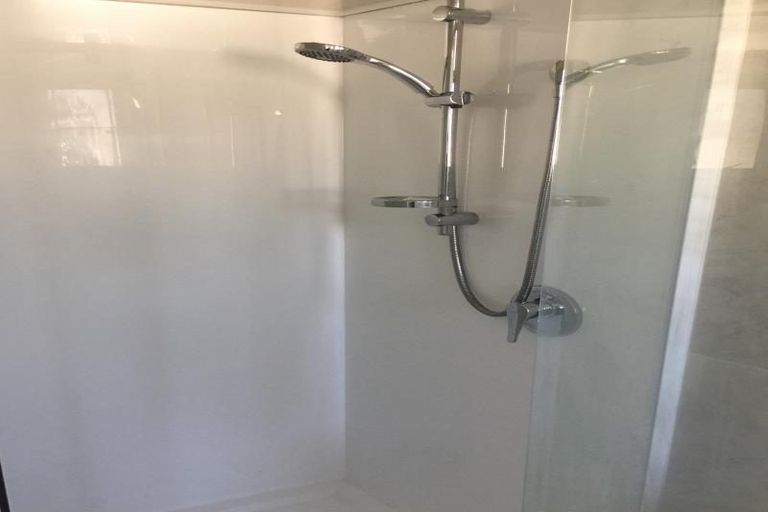 Photo of property in 112 Hansons Lane, Upper Riccarton, Christchurch, 8041