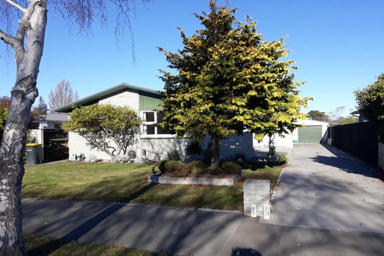 Photo of property in 5 Cottonwood Street, Parklands, Christchurch, 8083