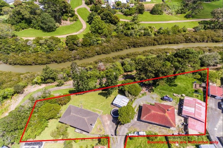 Photo of property in 24 Bolton Place, Otara, Auckland, 2023