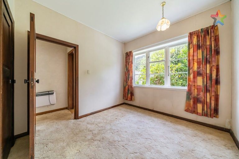 Photo of property in 21 Hayward Terrace, Waiwhetu, Lower Hutt, 5010