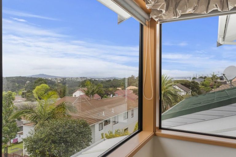 Photo of property in 94 Onetaunga Road, Chatswood, Auckland, 0626