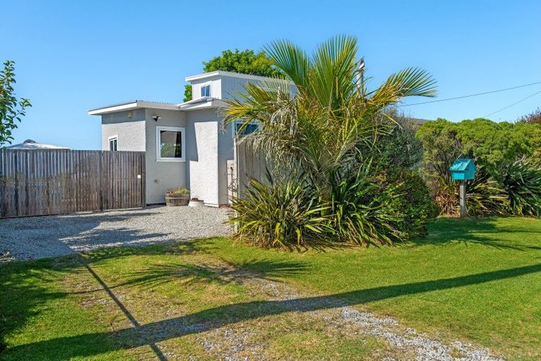 Photo of property in 27 Douglas Street, Okitu, Gisborne, 4010