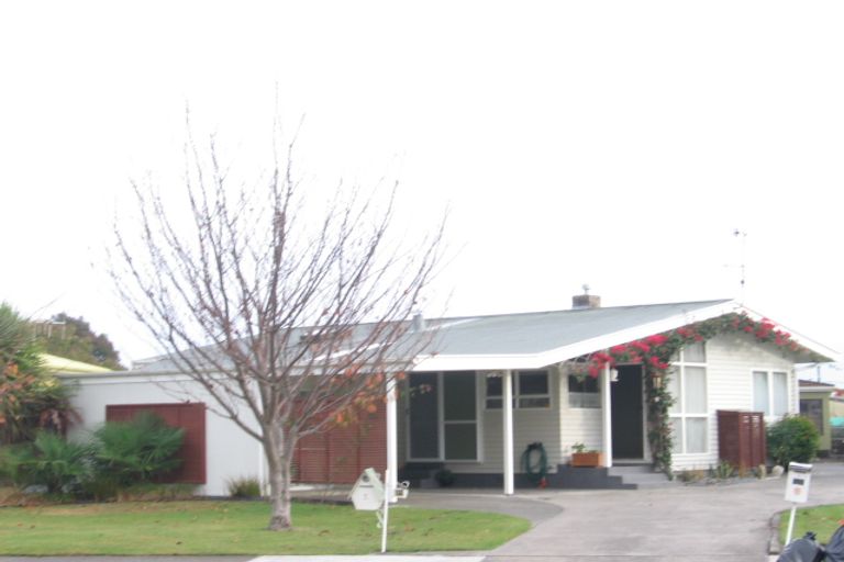 Photo of property in 37 Flanders Avenue, Onekawa, Napier, 4110